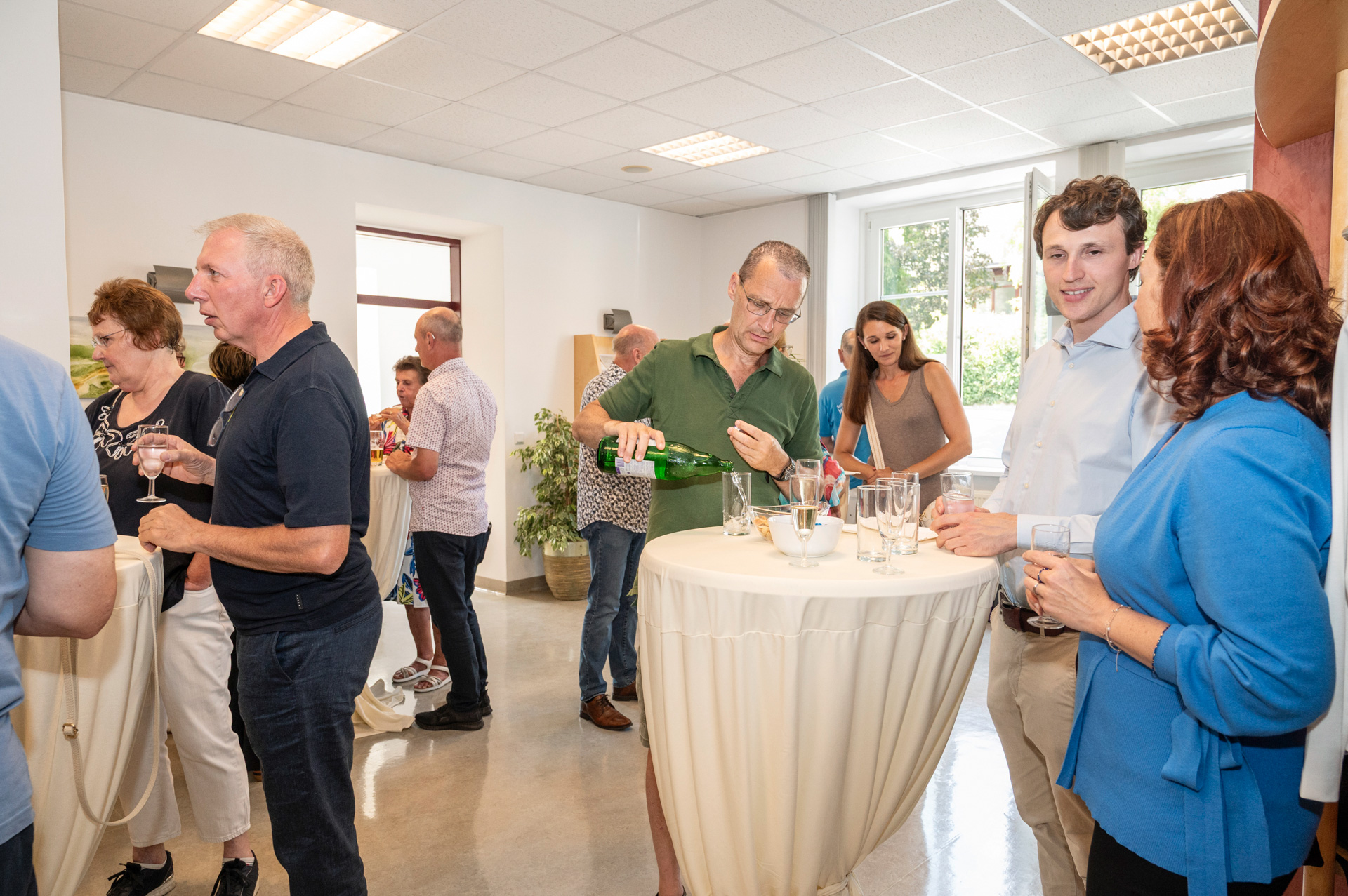 hausaerztin_hausarzt_bad_voeslau_doktor_dr_nina_schimek_allgemeinmedizin_praxis_ordination_privat_alle_kassen_labor_arztpraxis_ulrike_bayer_eroeffnung_18