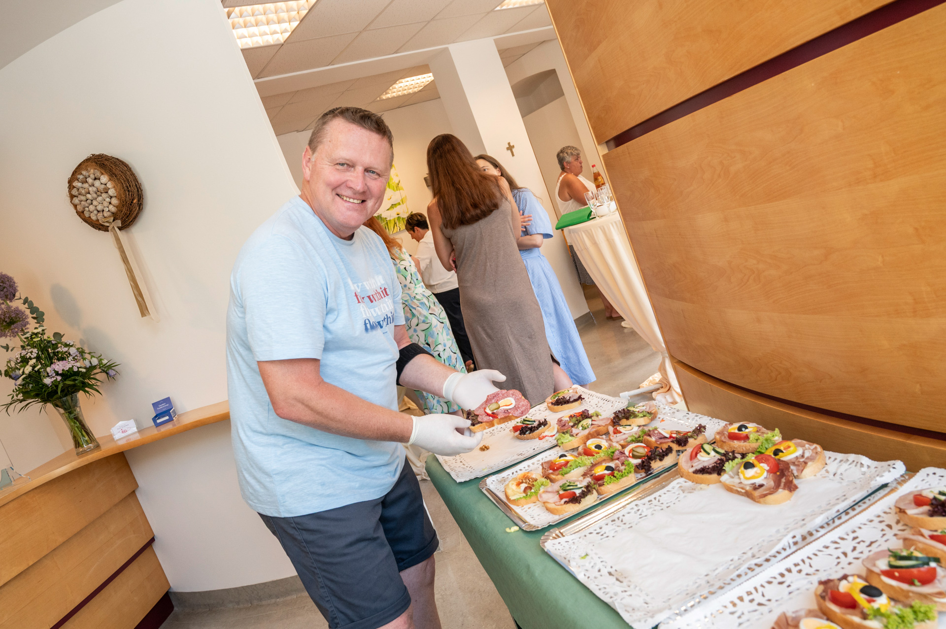 hausaerztin_hausarzt_bad_voeslau_doktor_dr_nina_schimek_allgemeinmedizin_praxis_ordination_privat_alle_kassen_labor_arztpraxis_ulrike_bayer_eroeffnung_20